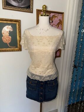 Vintage Y2K Women's Ivory Lace Short Sleeve Top